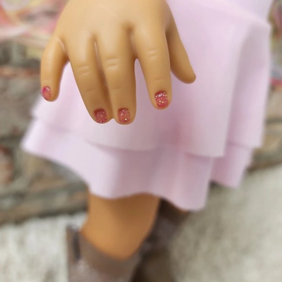 Fashion Dolls - Picture 4 of 4